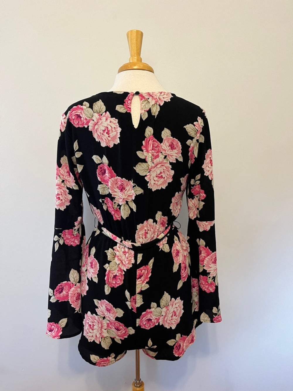 Lily Rose XS floral Black Rose romper Cut Trumpet Sleeve Victorian - Picture 5 of 13